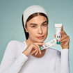 تصویر  کرم ضد آفتاب فیزیکال بی رنگ SPF50 برایت مکس 40 میل